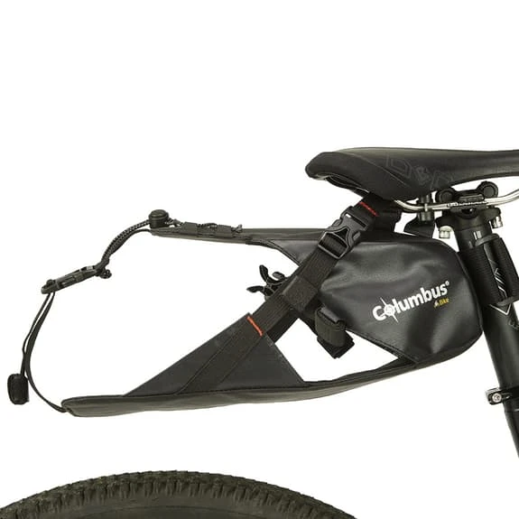 Sac De Selle Columbus Outdoor Dry Saddle Bag 8L Noir 5 Sac De Selle Columbus Outdoor Dry Saddle Bag 8L Noir – Image 5