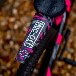 Garde-boue Arrière Muc-Off Rear Ride Guard Noir Lila Gris 7 Garde-boue Arrière Muc-Off Rear Ride Guard Noir Lila Gris -Vélos Équipements Magasin mf 20290 003